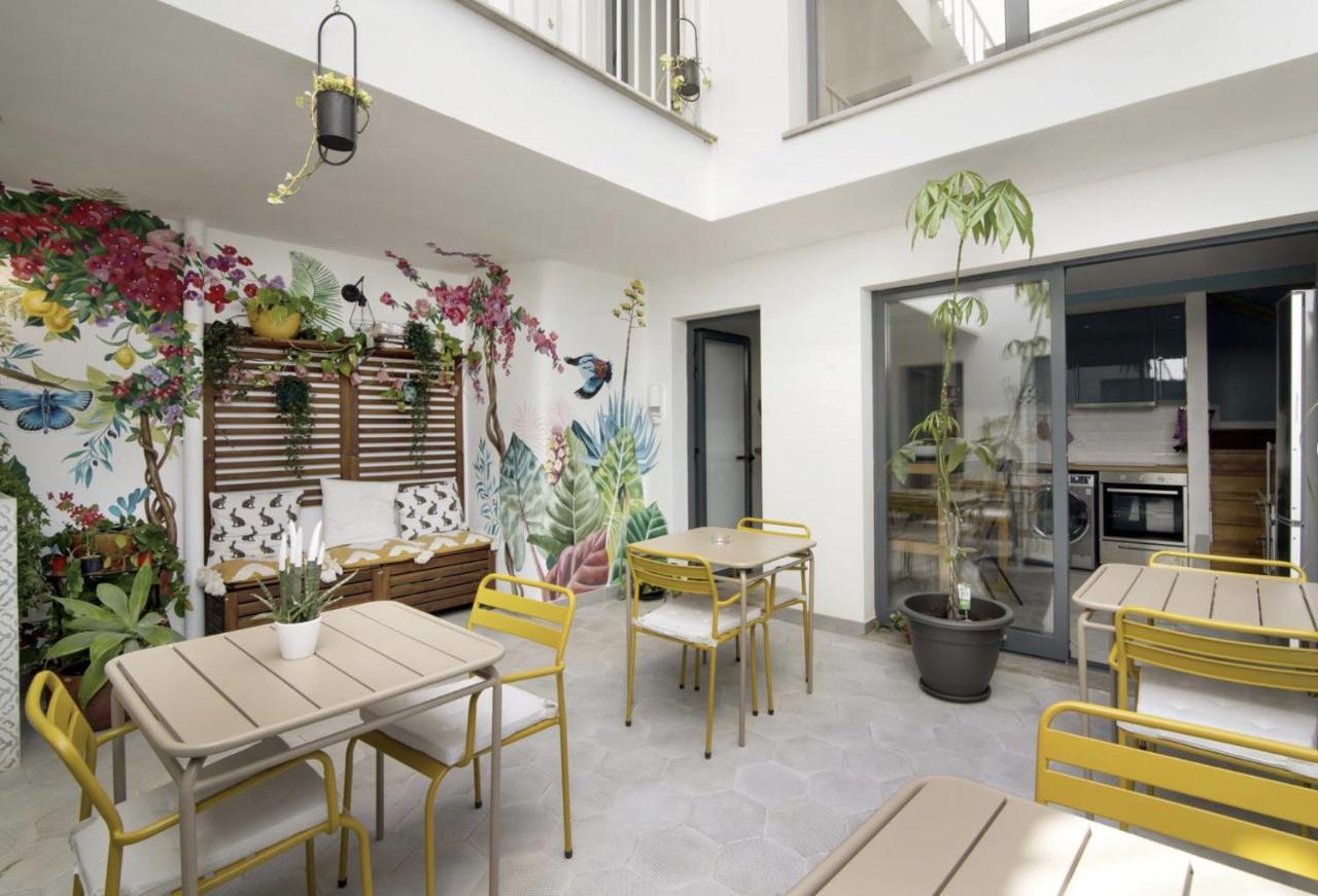 Le Jardin Secret De Faro Guesthouse エクステリア 写真