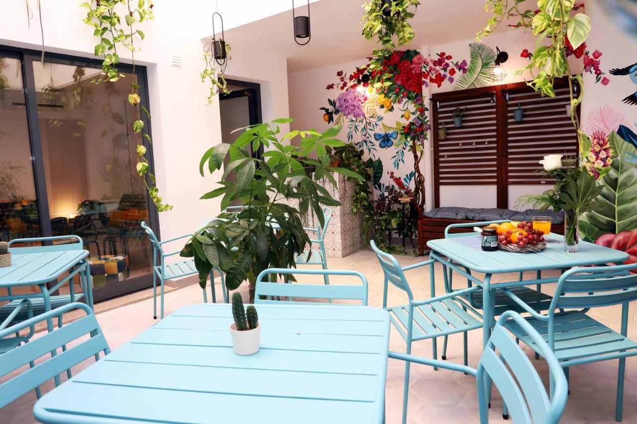 Le Jardin Secret De Faro Guesthouse エクステリア 写真